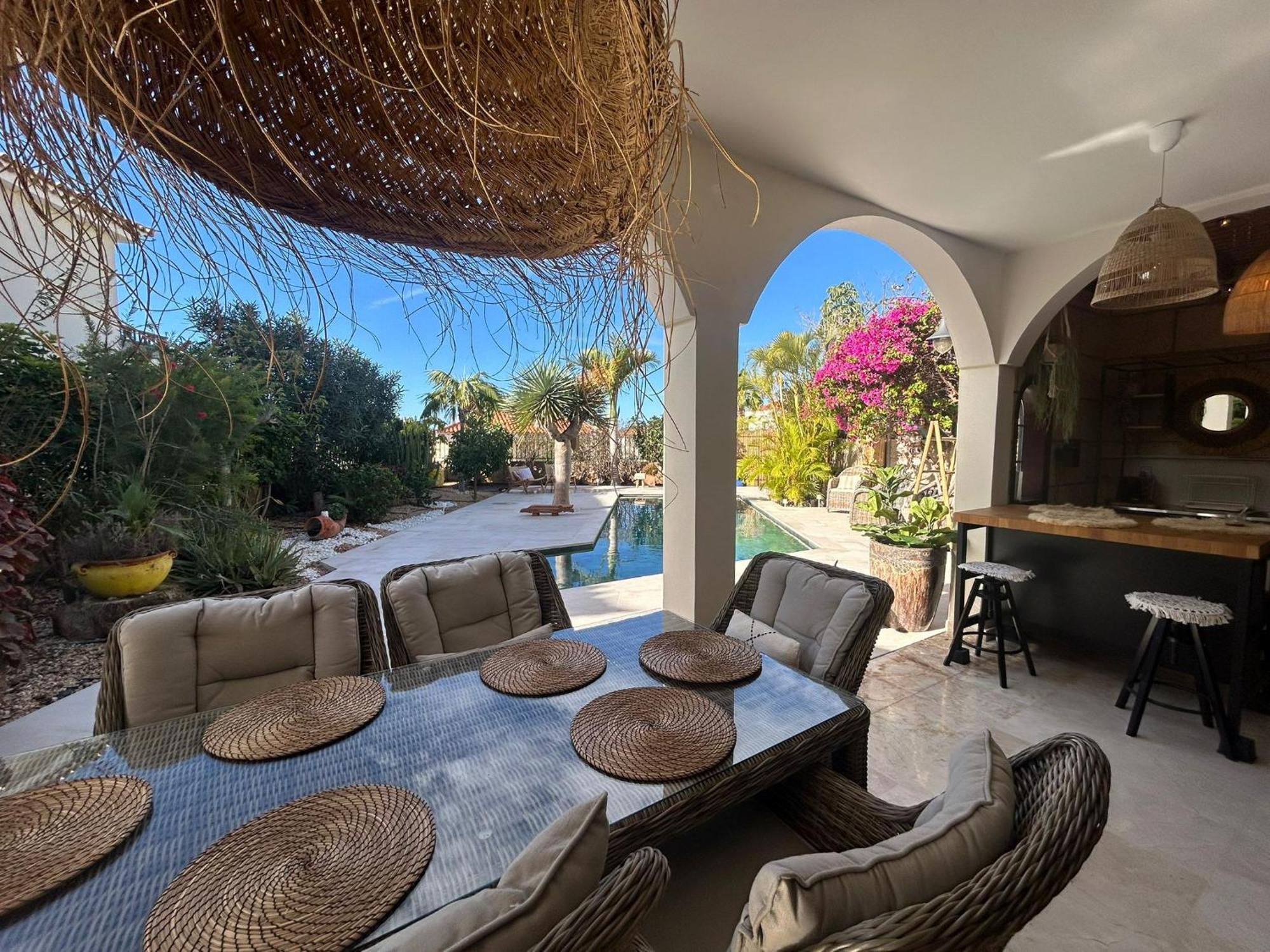 Villa Ibiza - Beautiful House With Private Pool Chayofa Exterior photo