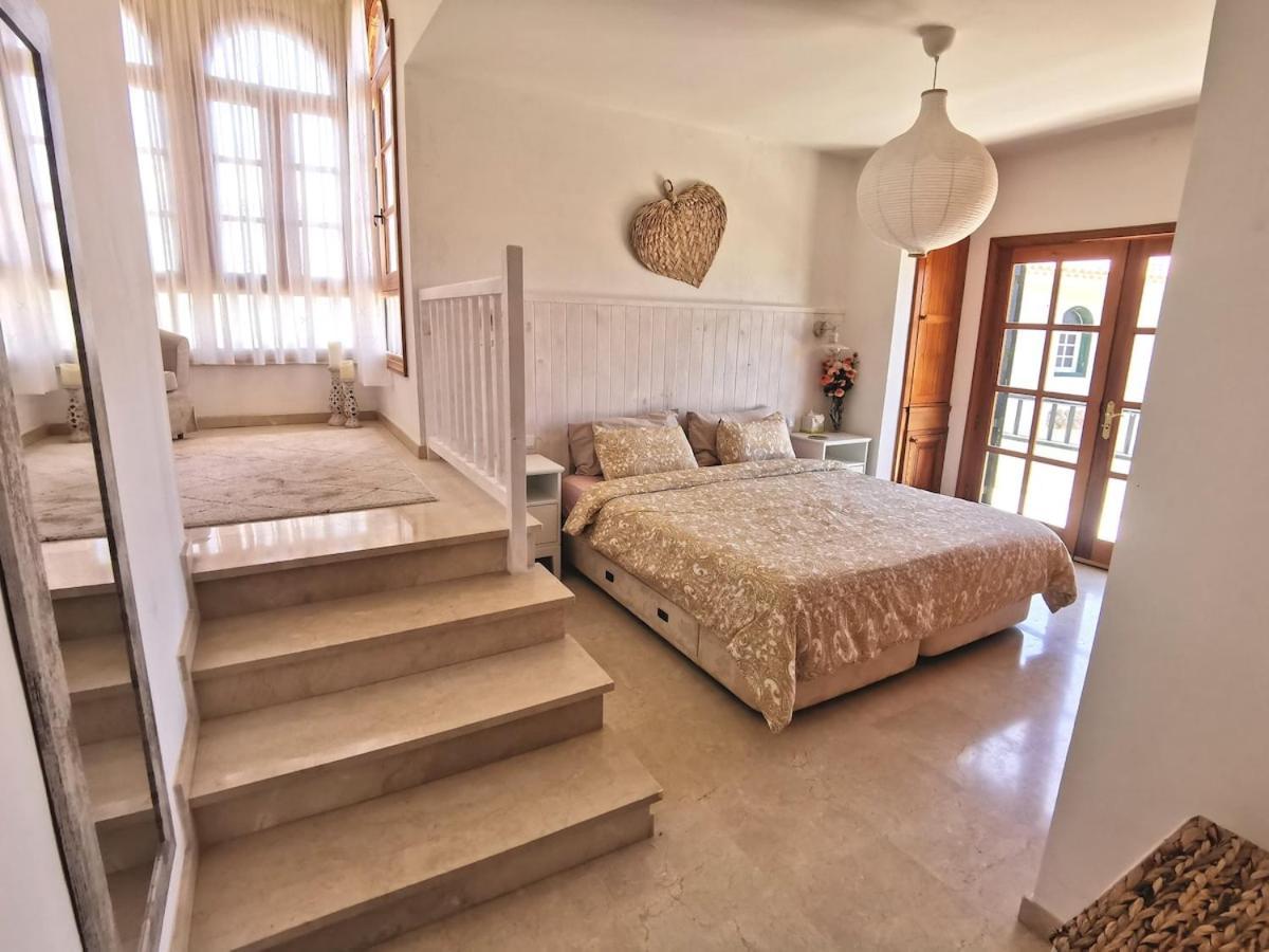 Villa Ibiza - Beautiful House With Private Pool Chayofa Exterior photo