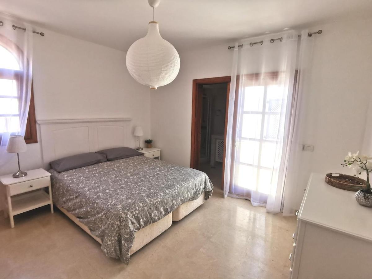 Villa Ibiza - Beautiful House With Private Pool Chayofa Exterior photo